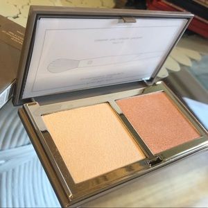 NIB Good Lighting Highlighter Duo